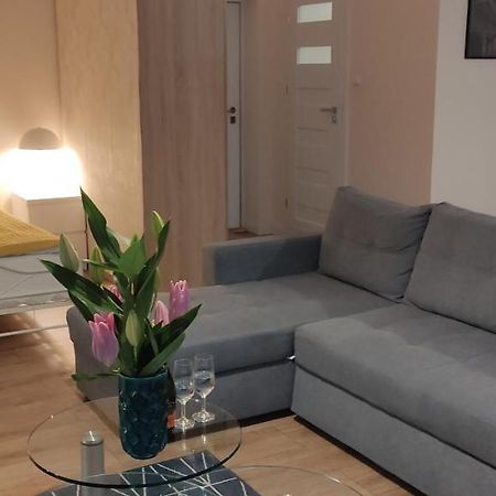 Be My Guest - Marszalkowska Studio - Center Of Warsaw Subway Wi-Fi Breakfast Exteriör bild