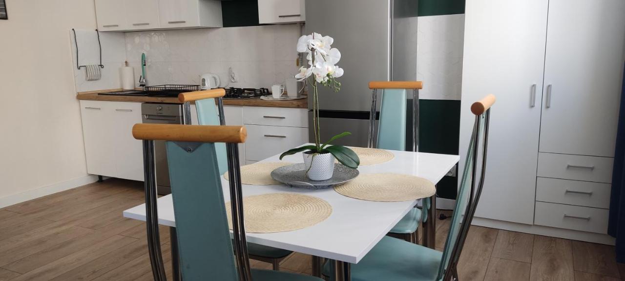 Be My Guest - Marszalkowska Studio - Center Of Warsaw Subway Wi-Fi Breakfast Exteriör bild