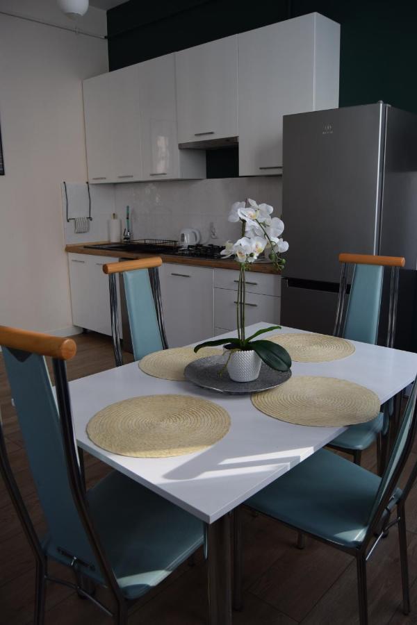 Be My Guest - Marszalkowska Studio - Center Of Warsaw Subway Wi-Fi Breakfast Exteriör bild